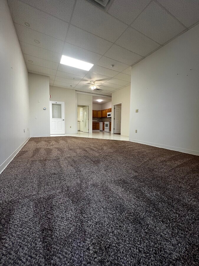 2 Bedroom Living/Dinning - 300 Union St