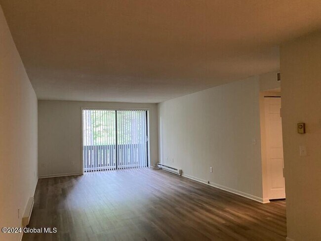 Photo - 222 Heritage Rd Unit 307