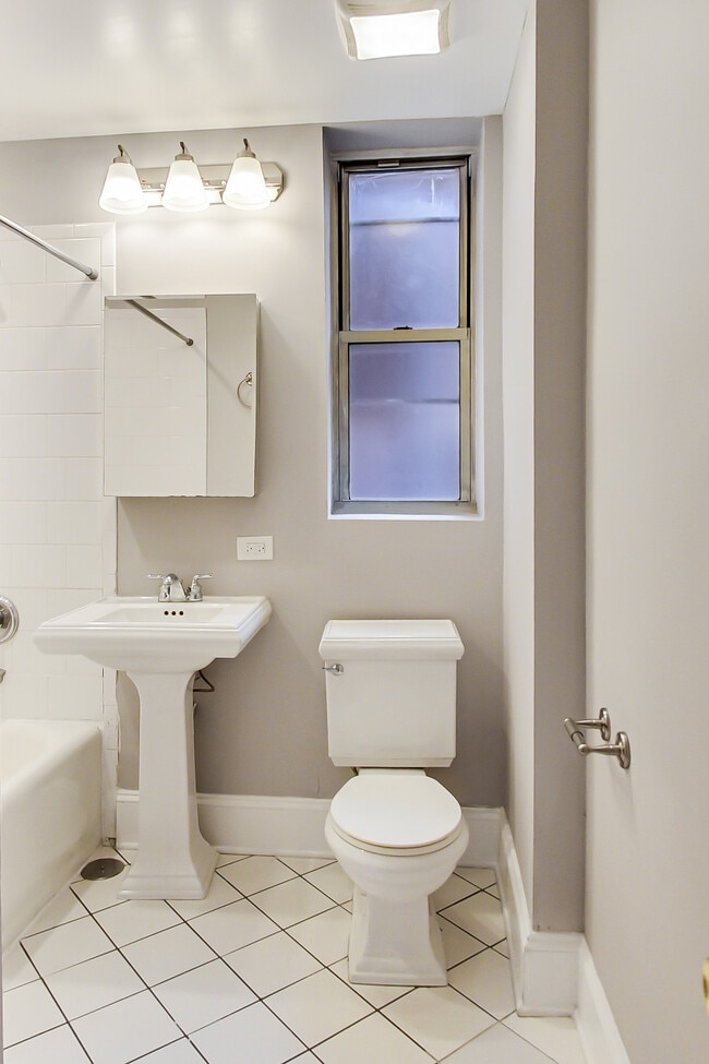 Photo - Pleasant Court