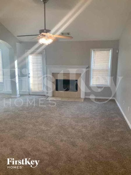 Photo - 50 Oakbrook Ln