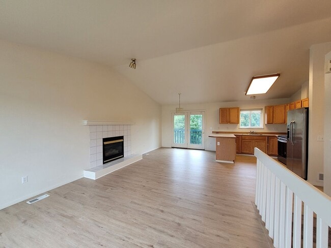 Photo - 1601 Waterwood Cir