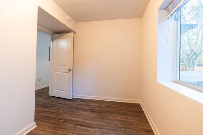 Dwell at the Alcove
