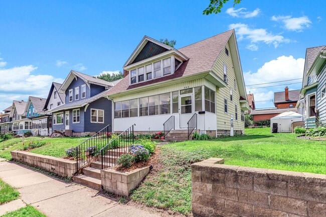 Photo - 884 Iglehart Ave