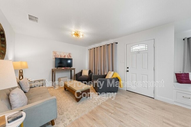 Photo - 908 Liberty Ave