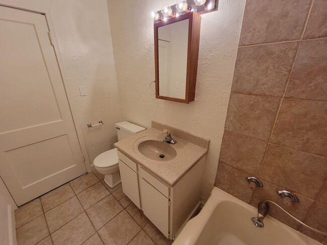 Photo - 1511 10th Ave