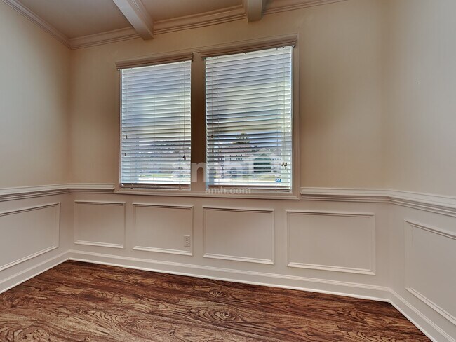 Photo - 532 Lateleaf Dr