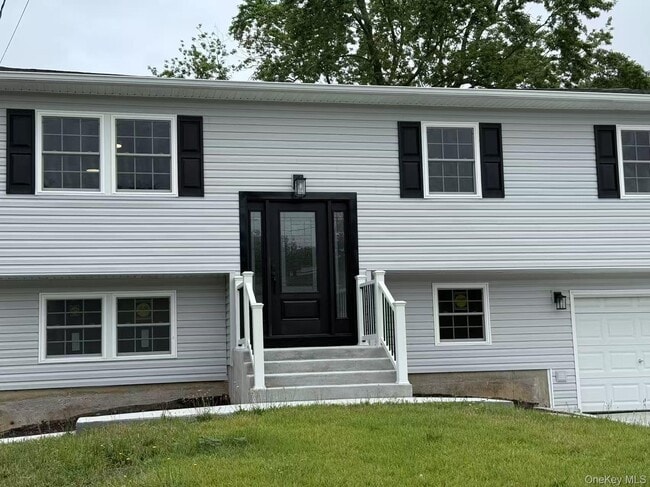 Photo - 495 Hawkins Rd