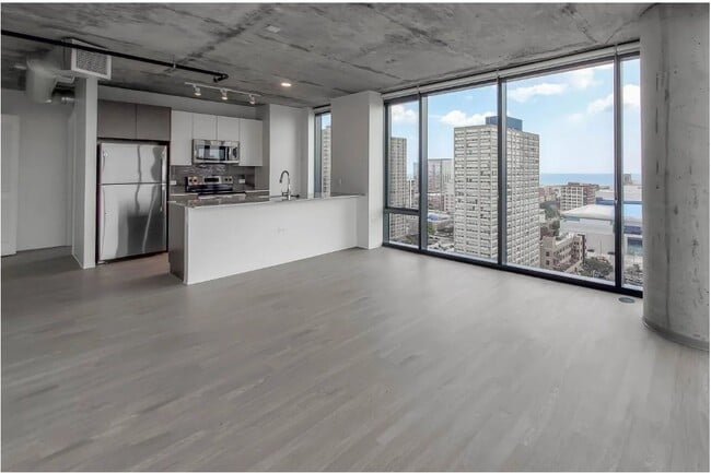 Photo - 2107 S Wabash Ave