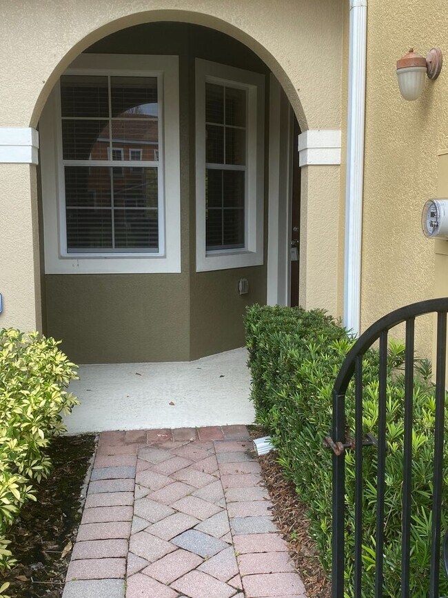 Photo - Townhome in Gated Community in the heart of Oviedo