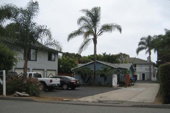 Seascape Gardens - Seascape Gardens Apartments