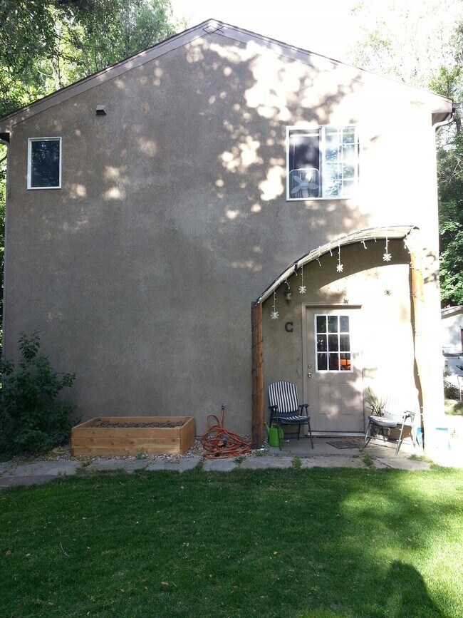 Photo - 617 S Sherwood St House