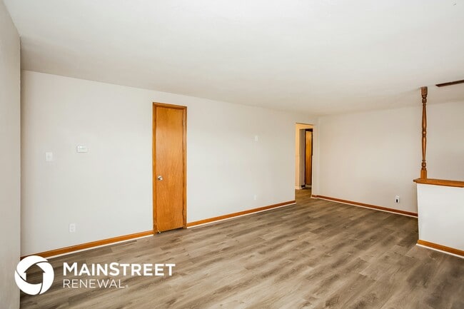 Photo - 3325 Loral Dr