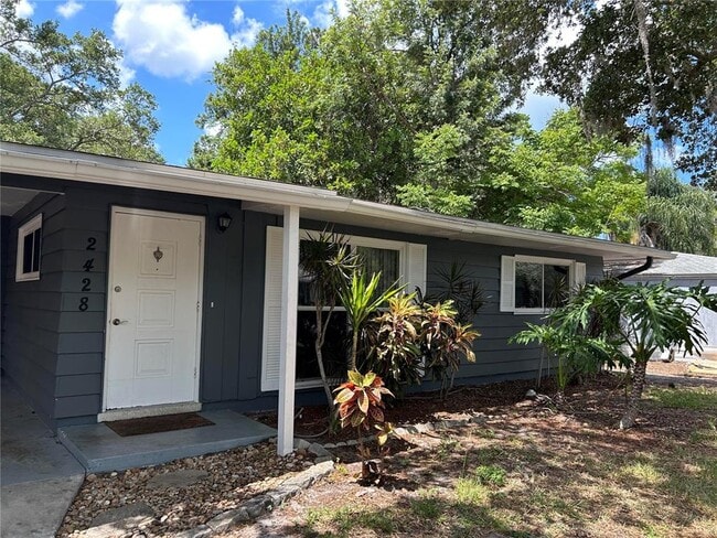 Photo - 2428 Waldemere St