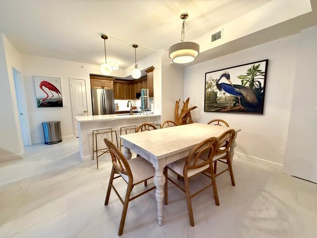 Photo - 780 S Sapodilla Ave Unidad 207