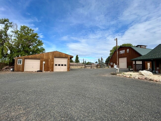 Photo - 3 Bedroom Home on Two Acres