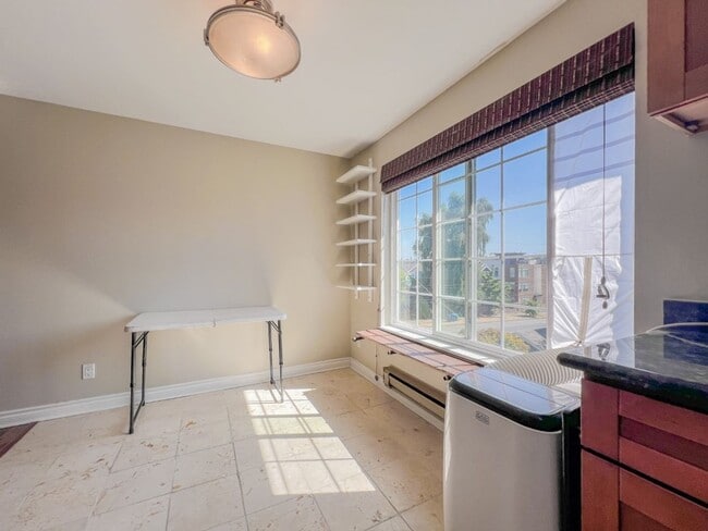 Photo - 2Bd/1.75Ba Seattle Condo Unit 301
