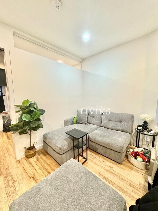 Photo - 1 bedroom in New York NY 10011 Unit 33m