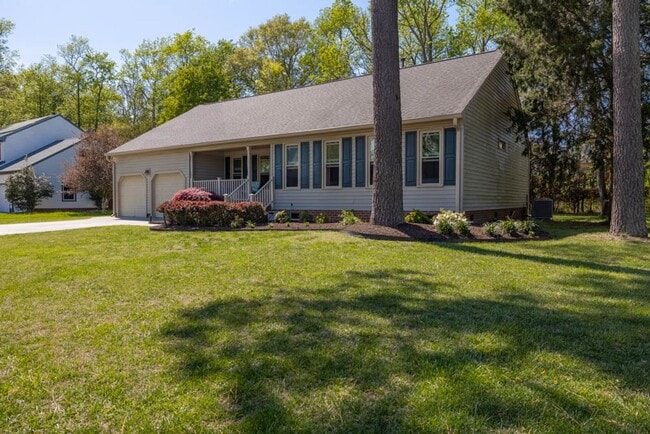 Photo - Beautiful single story ranch for rent in Chesapeake!