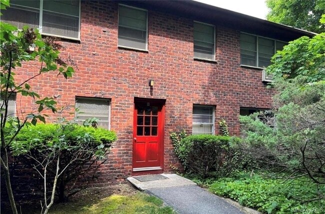 65 Curie Rd Unit B2