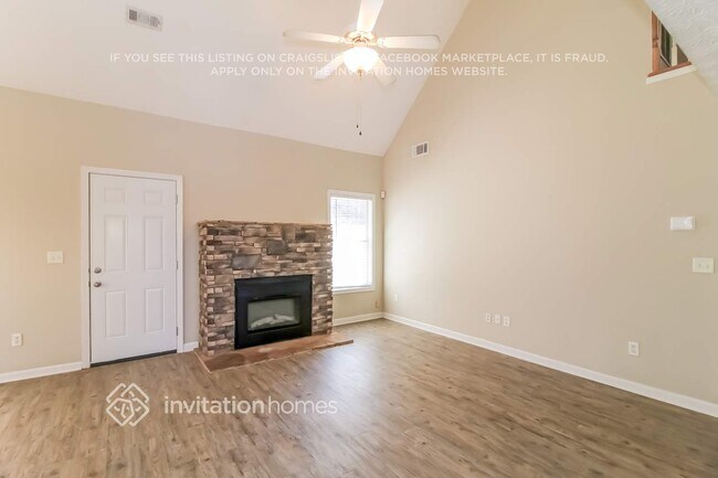 156 Wyckliffe Dr