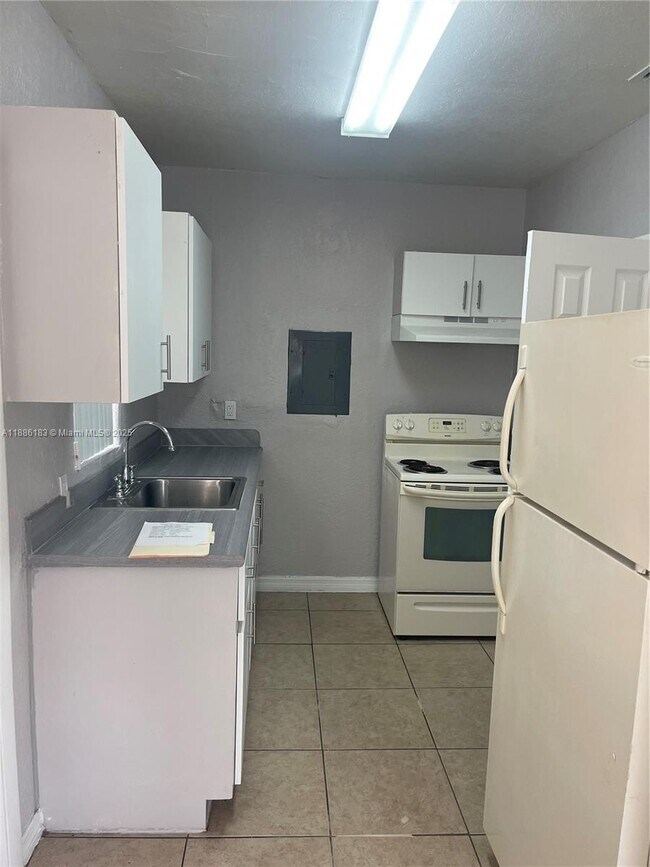 Photo - 135 NE 80th Terrace