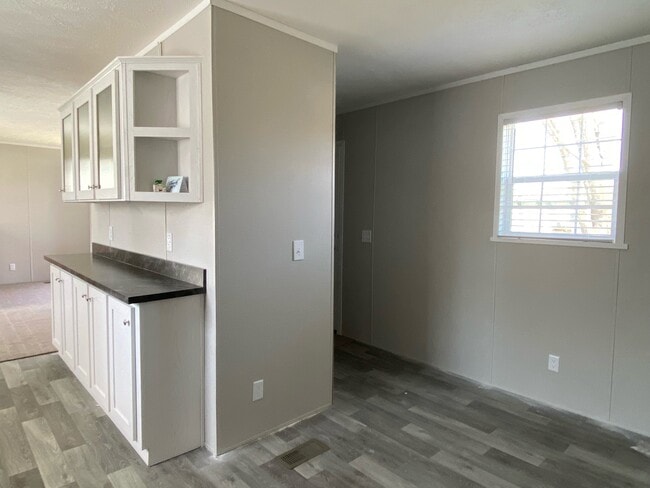 Photo - 5203 Rhine Dr