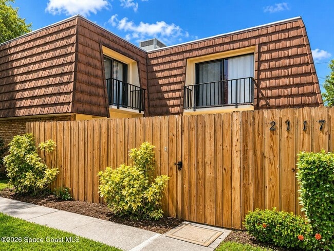 Building Photo - 2117 Patty Cir NE