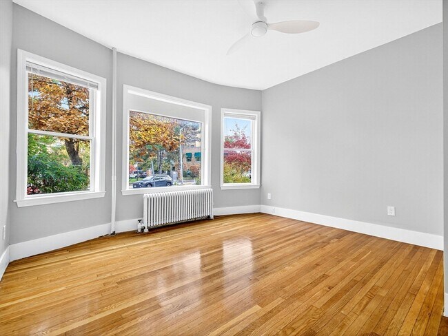 Photo - 1576 Cambridge St Unit 2F