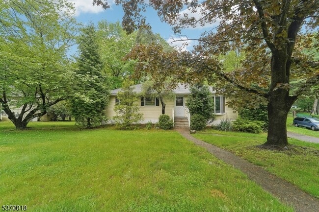 Photo - 953 Franklin Turnpike House