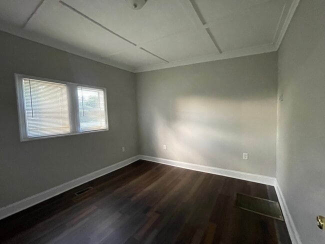 Photo - 421 Oakland Ave