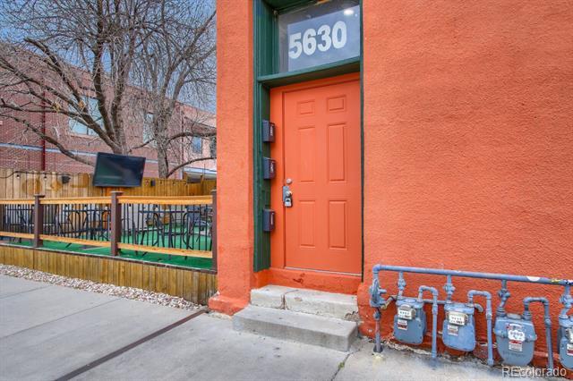 Photo - 5630 Webster St Unidad 1