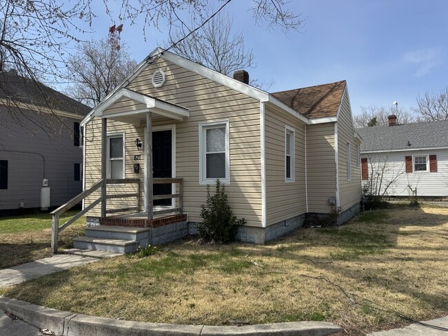 Photo - 821 Johnson St