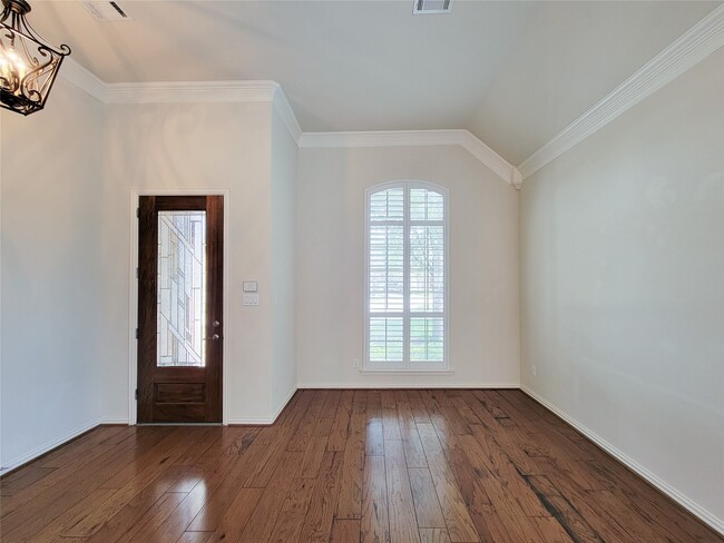 Photo - 18419 E Morgans Bend Dr