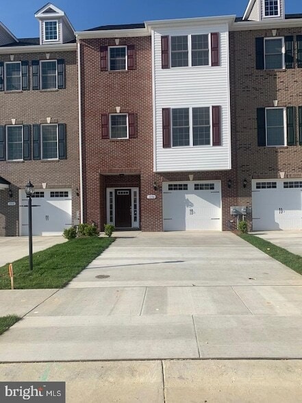 Building Photo - 1056 Rye Dr