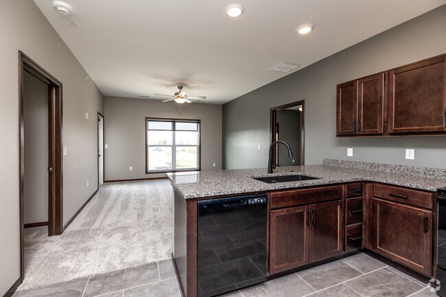 2BR, 2BA - 1,008SF - Living Room