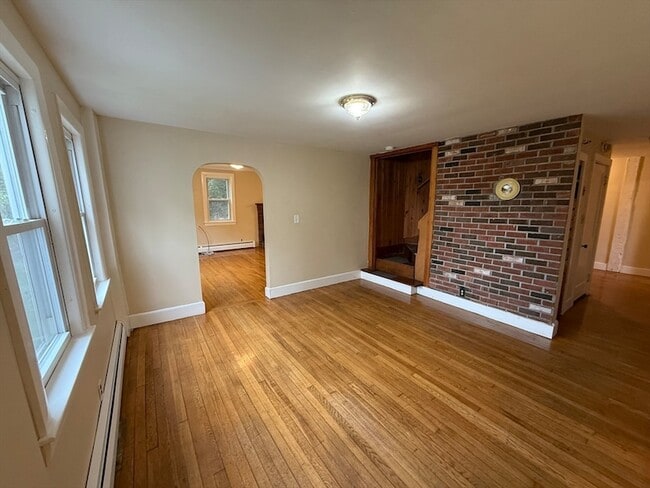 Photo - 84 Emerald Rd