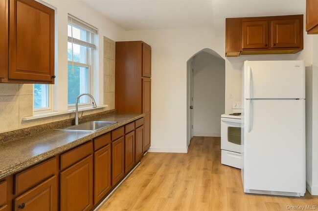Photo - 30 Elm St Unit 2