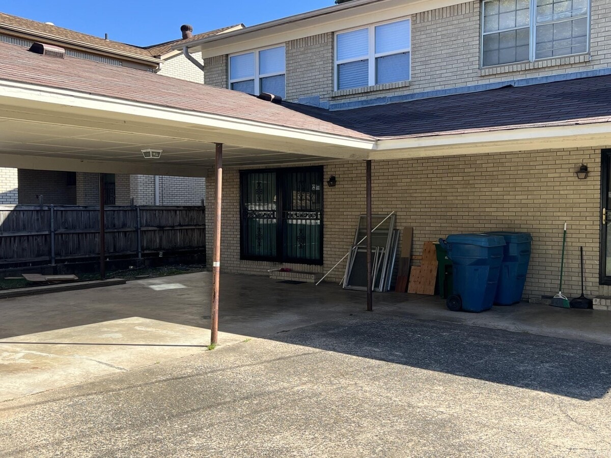 Photo - 609 Chickadee Dr