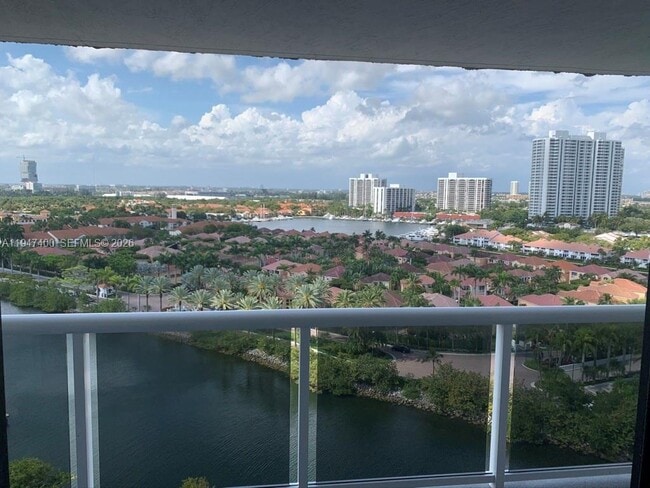 Photo - 20505 E Country Club Dr Unit 1631