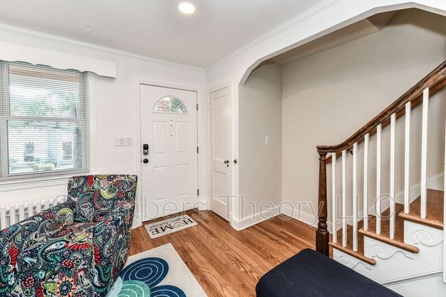 Photo - 2230 Observatory Pl NW