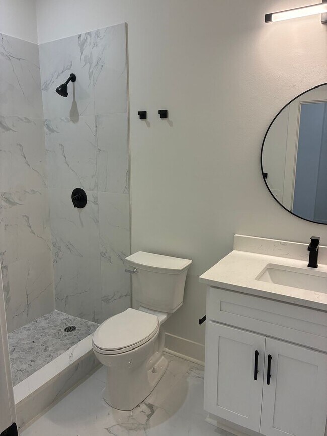 Photo - 1539 Lowrie St Unit 1