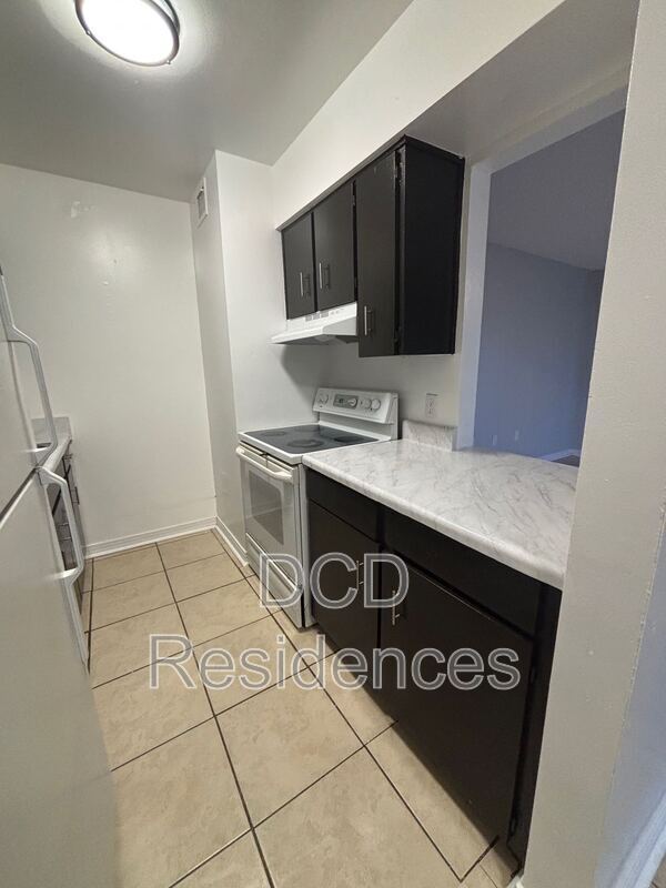 Photo - 3202 S Orlando Dr