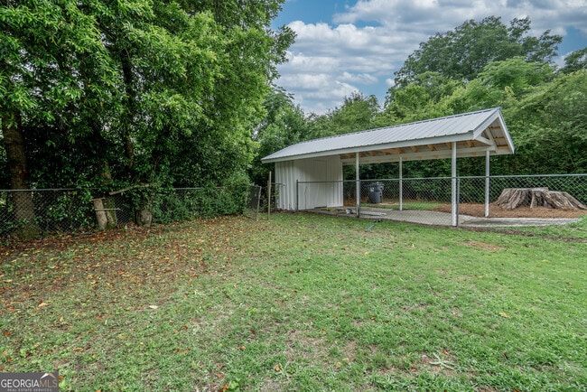 Photo - 175 E Main St