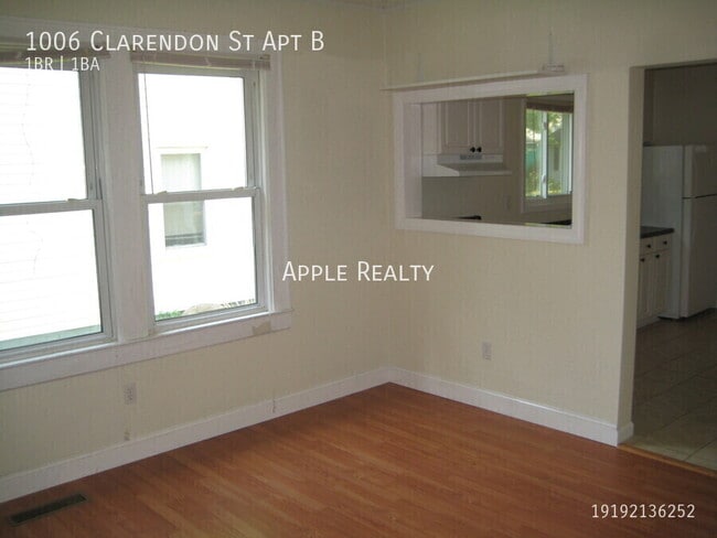 Photo - 1006 Clarendon St