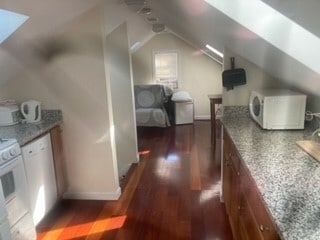 Photo - 14-16 Netherlands Road