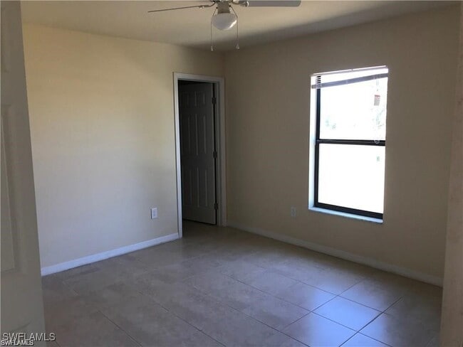 Building Photo - 1020 SE 24th Ave Rental