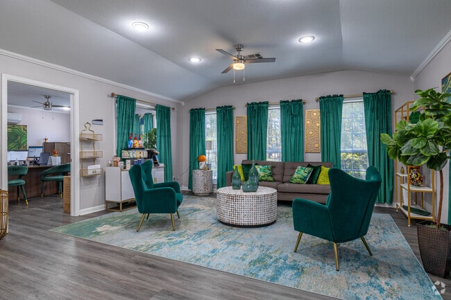 Leasing Office