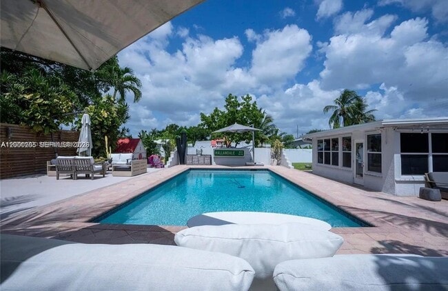 Building Photo - 31 SW 6th St