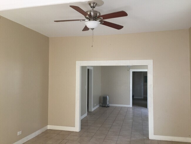 Photo - Completely renovated Large house, perfect ...