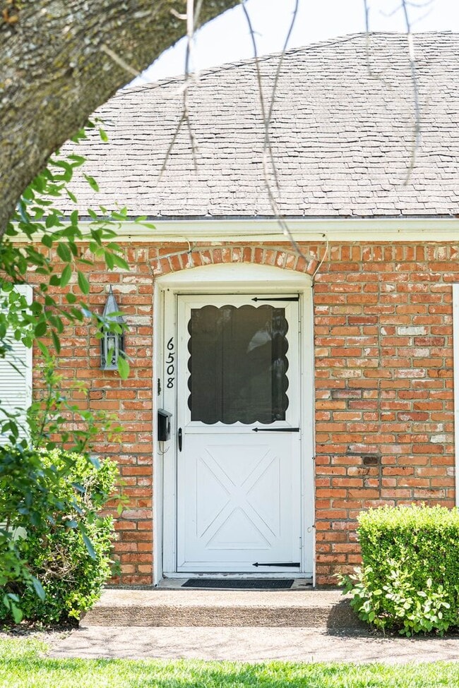 Photo - 6508-6510 Alford Unit 6508